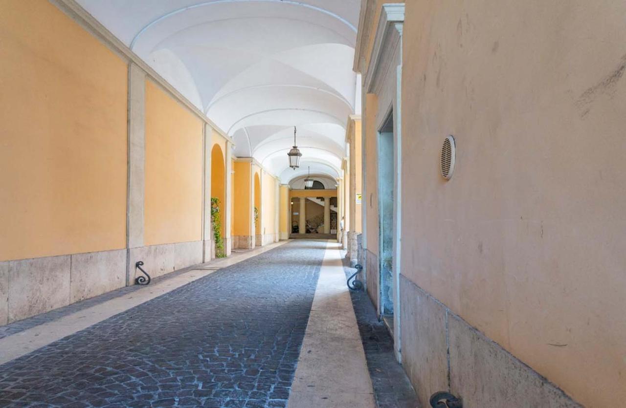 Piazza Venezia Charming & Bright Apartment Rzym Zewnętrze zdjęcie